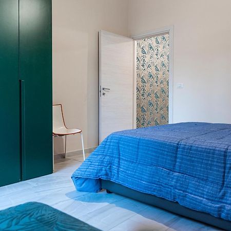 Appartamento Charm House Napoli Esterno foto