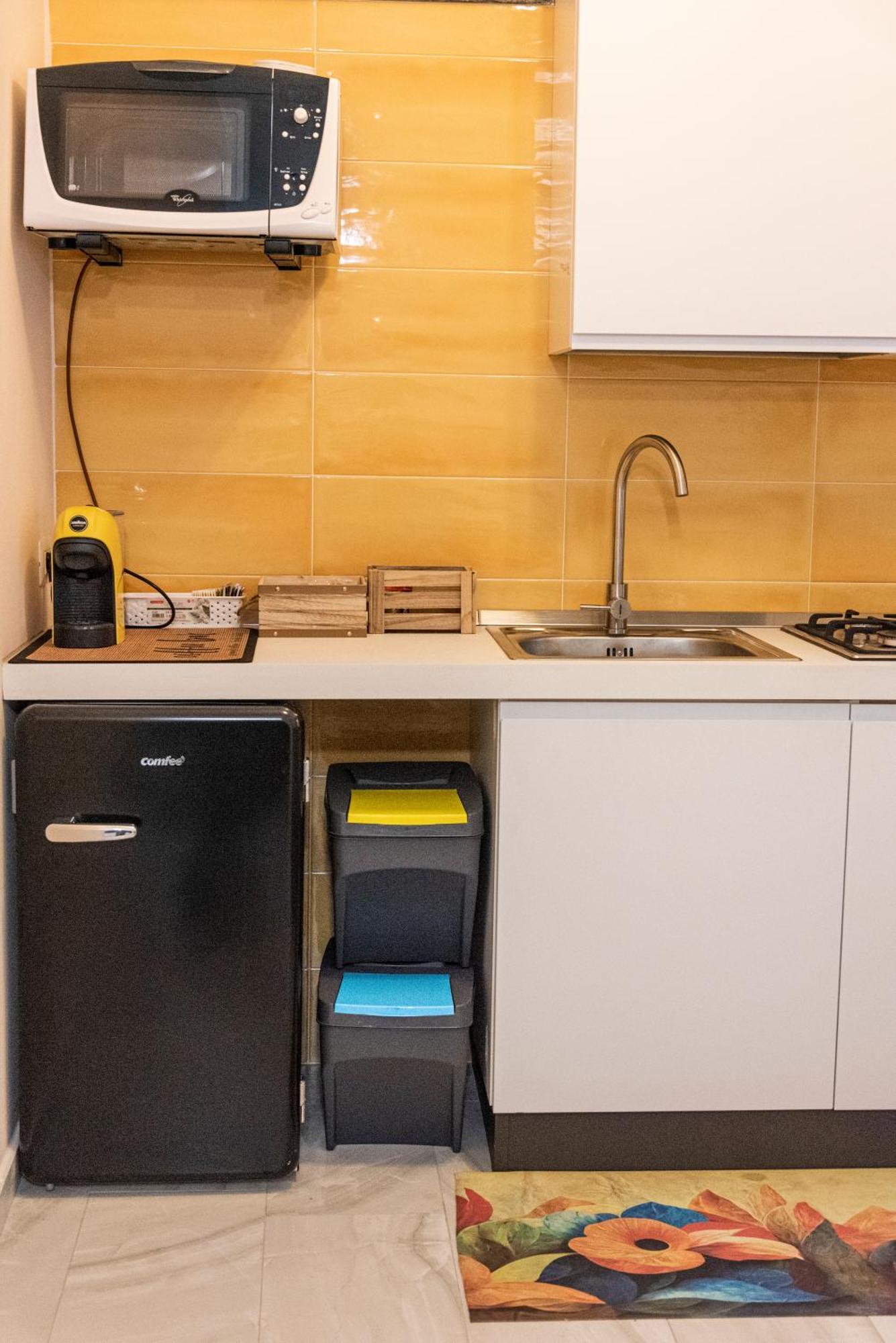 Appartamento Charm House Napoli Esterno foto