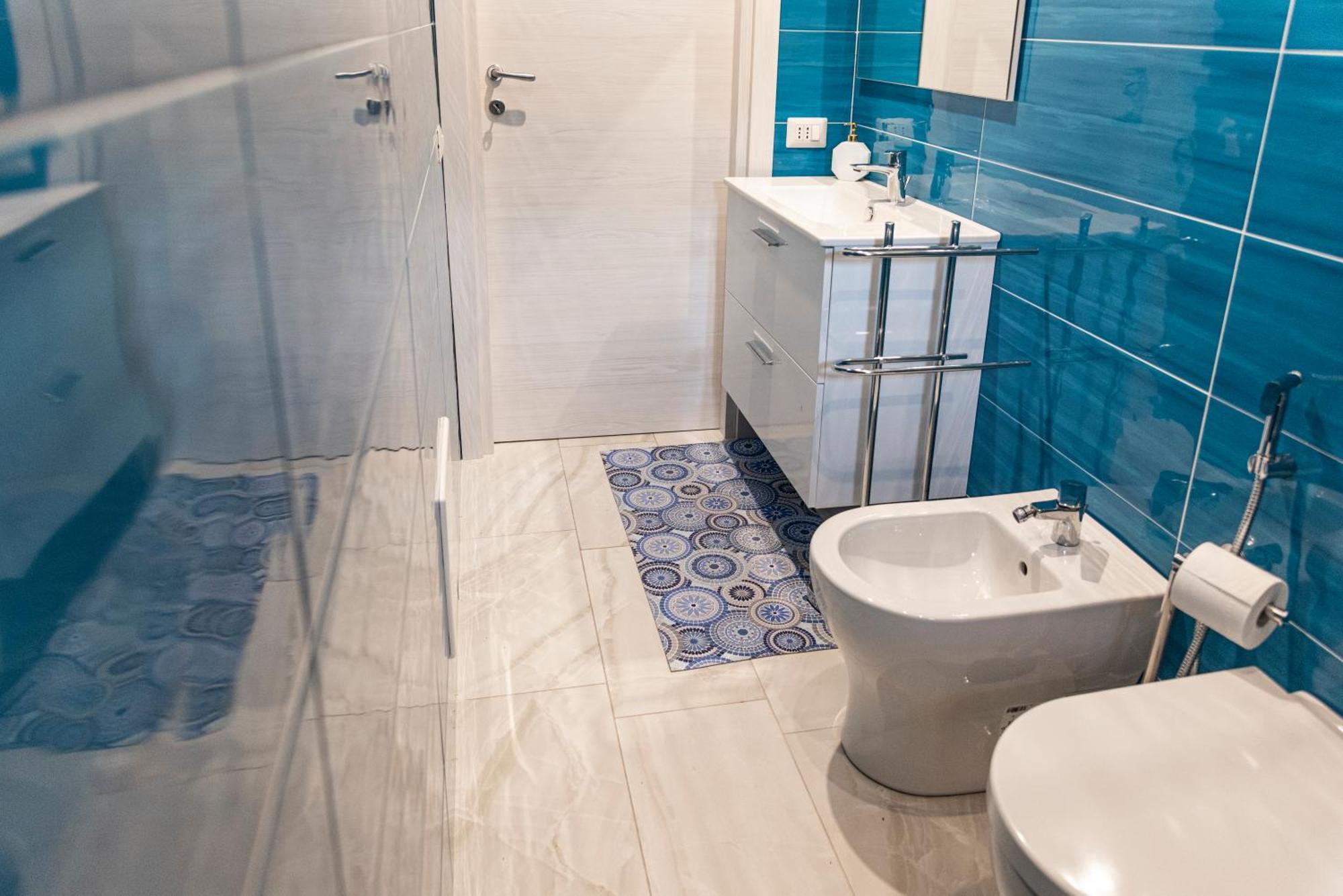 Appartamento Charm House Napoli Esterno foto
