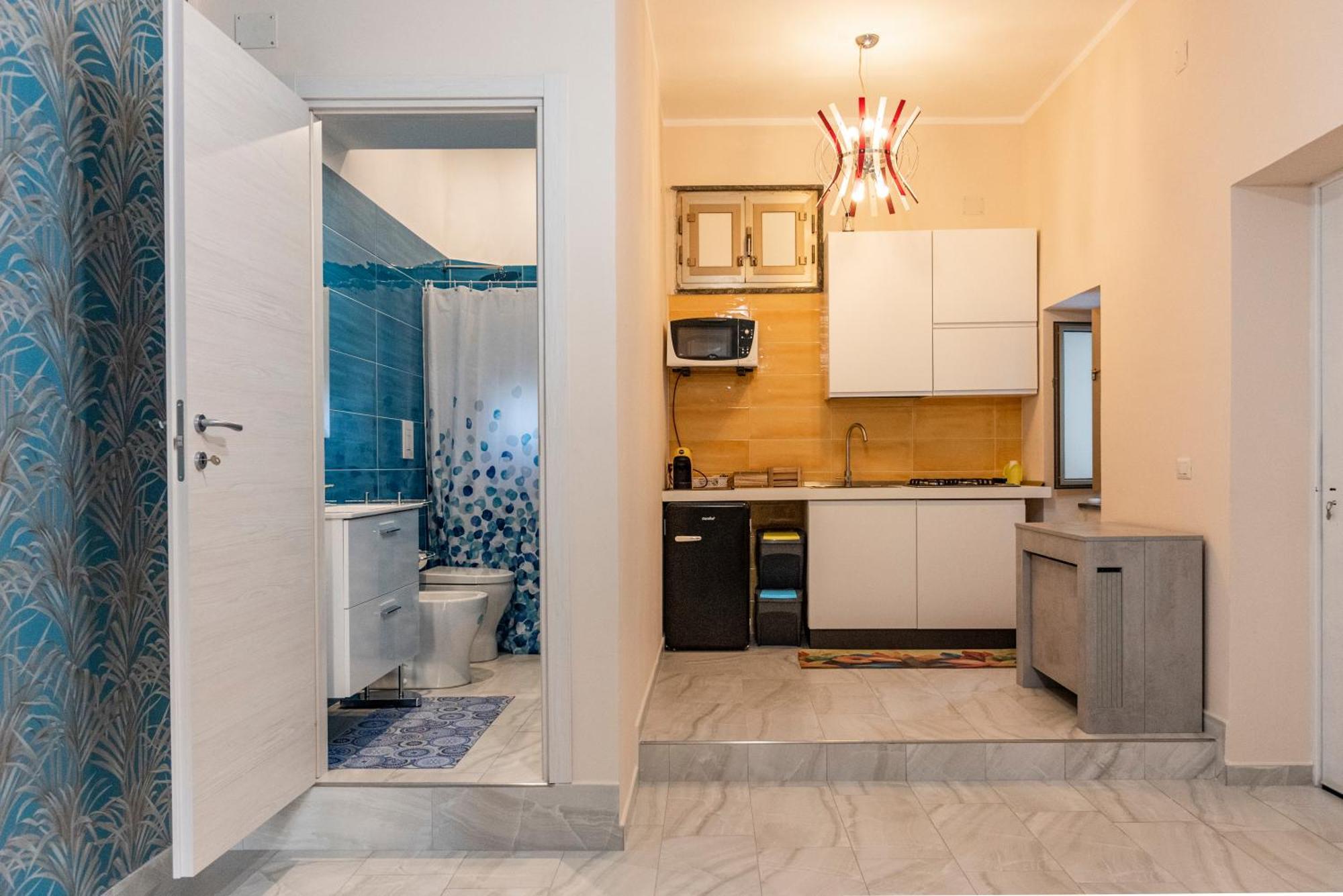 Appartamento Charm House Napoli Esterno foto